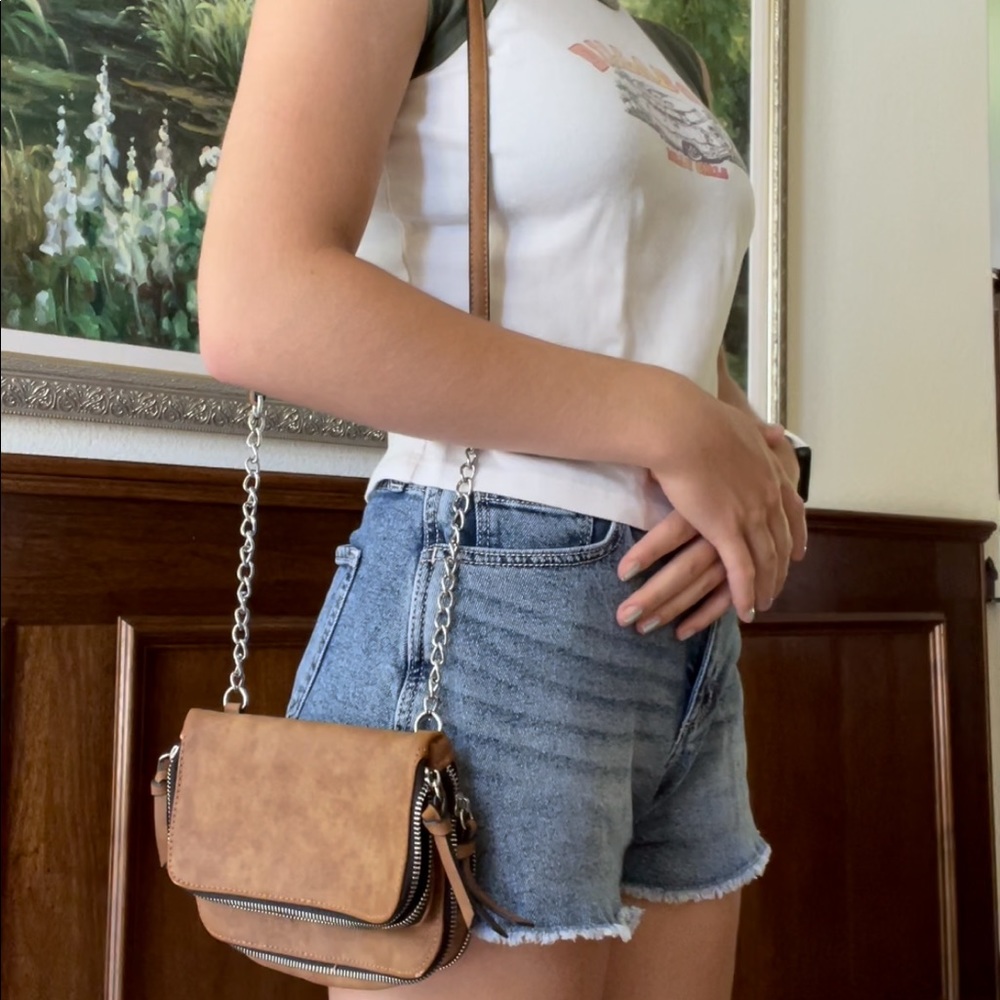 Leather Crossbody Purse with Zipper Details